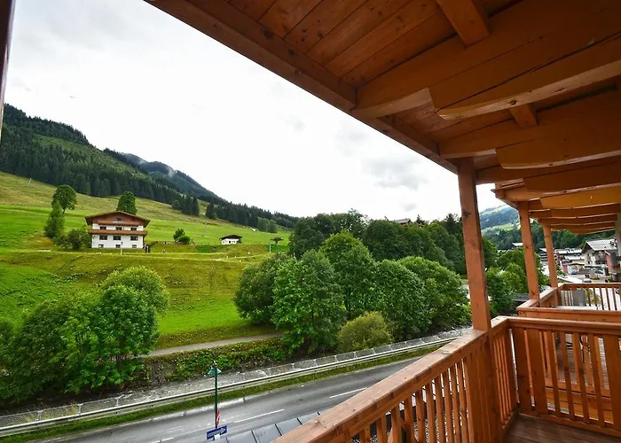 Appartementhaus Kristall Incl Joker Card By In One * 萨尔巴赫